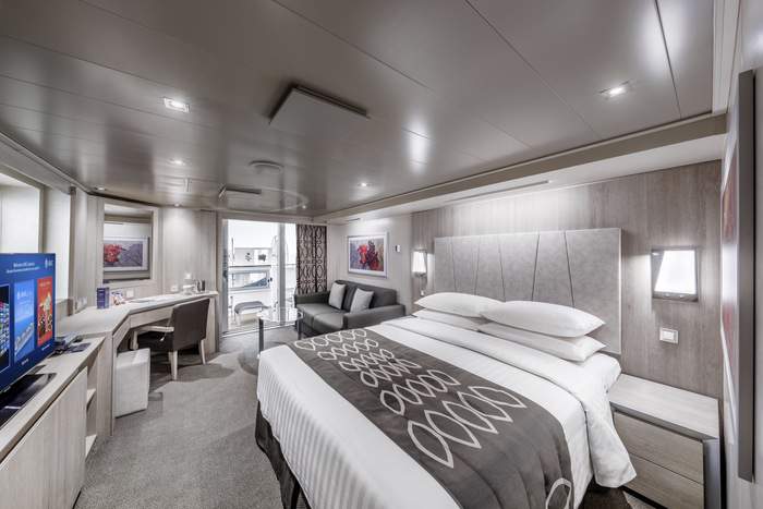 MSC Cruises MSC Seashore Suite 4.jpg